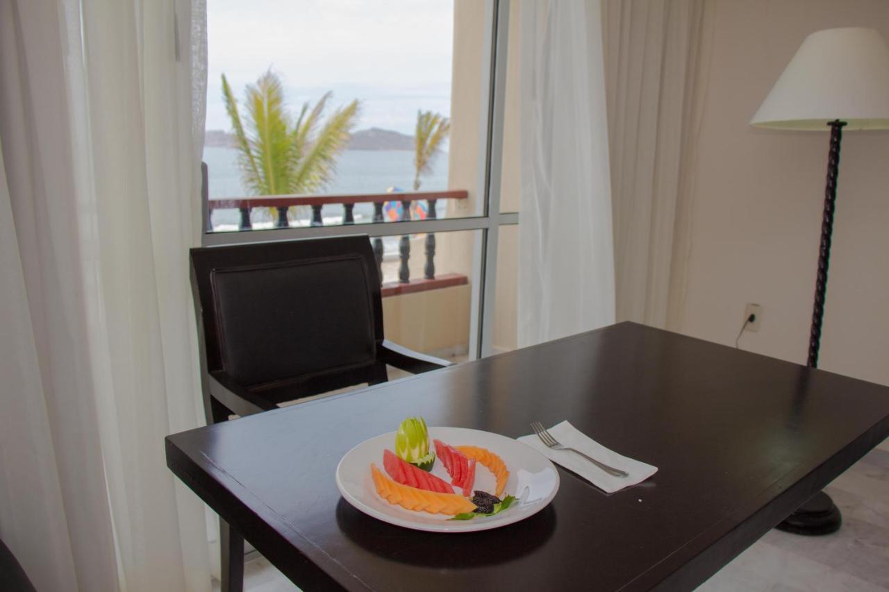 Hotel Aguamarina Масатлан Экстерьер фото